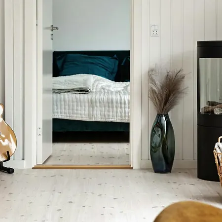 Bright And Classic House Near Hove Asnæs